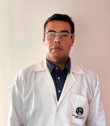 Dr. Juan Carlos Freyle