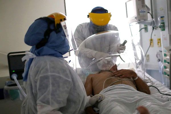 Colapso, personal en riesgo y tope de camas: ¿Qué ocurre en clínicas y hospitales de Colombia?