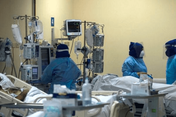 Médicos y concejales de Bogotá presentan propuestas para enfrentar la pandemia