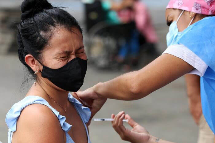 Los precios que Colombia pagó por las vacunas contra el covid-19