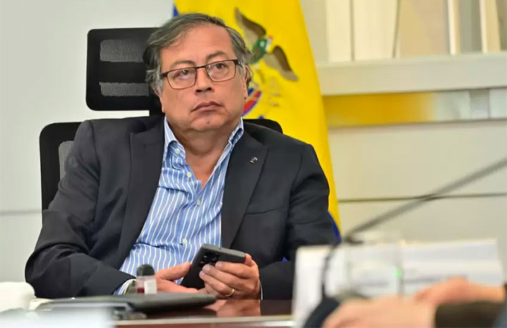 Desabastecimiento de medicamentos en Colombia: Petro pide a Fiscalía investigar la situación